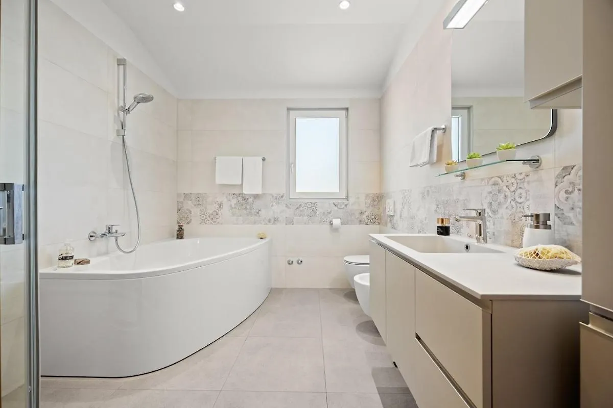 Villa Monte Uliveto By Istrialux Pula 0*,  Kroatien