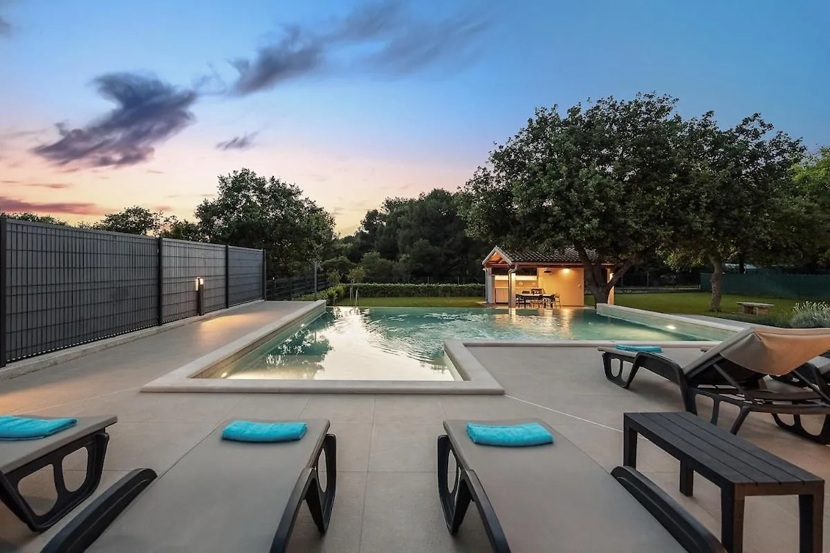 Villa Monte Uliveto By Istrialux Pula 0*,  Kroatien